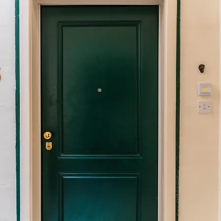 Stunning With Gorgeous Harbour Views سنجليا