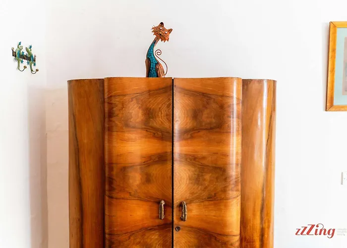 Stunning With Gorgeous Harbour Views