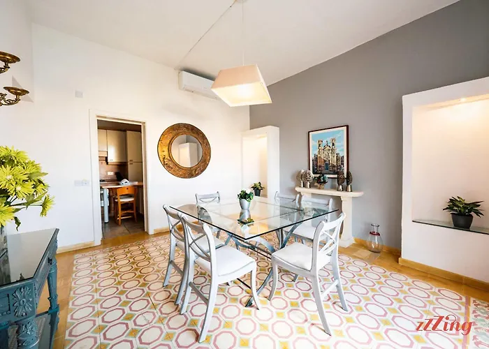 Stunning With Gorgeous Harbour Views 公寓 *