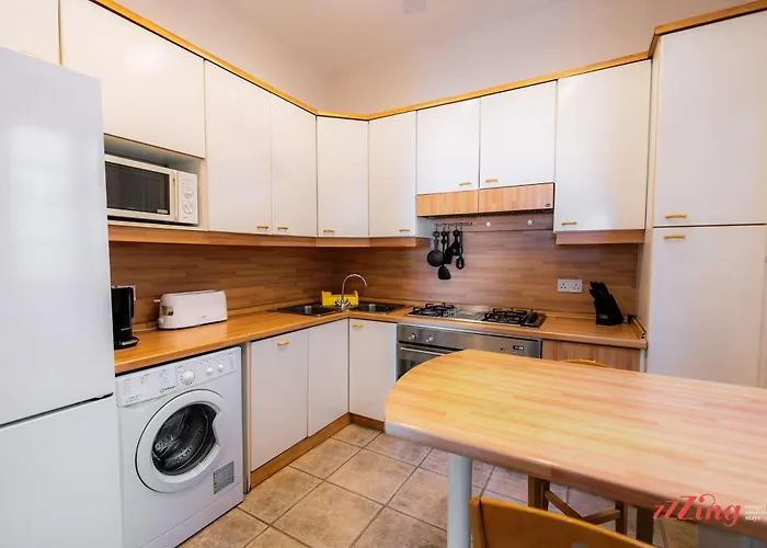 Stunning With Gorgeous Harbour Views Senglea